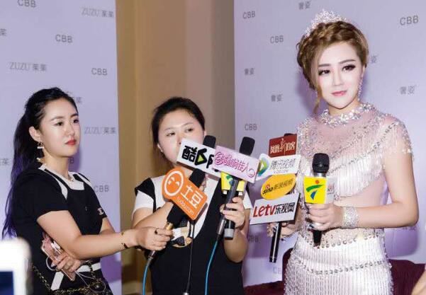 快手红人初瑞雪个人资料简介 CEO网红初家小雪生活照资产背景