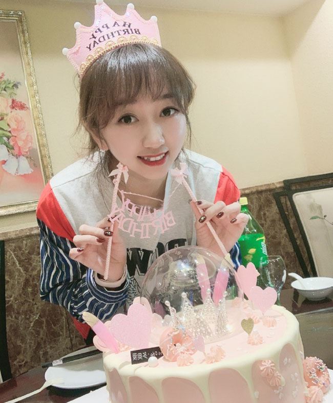 她曾是“皇族一姐”，结婚生子后的牙姐重回YY，能否再续辉煌