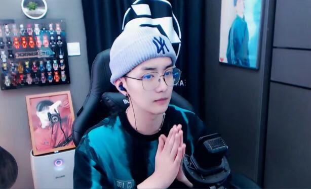 抖音吴岱林个人资料简介，一直戴帽子被称封印男孩，走红原因相关作品