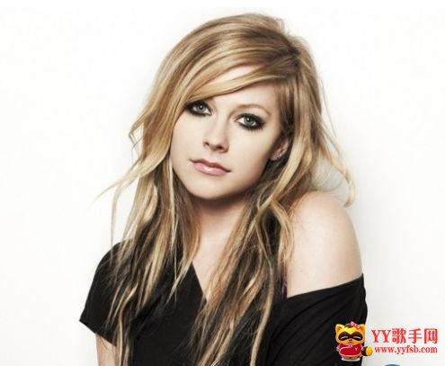 好莱坞艳照艾薇儿大量私房照片外泄