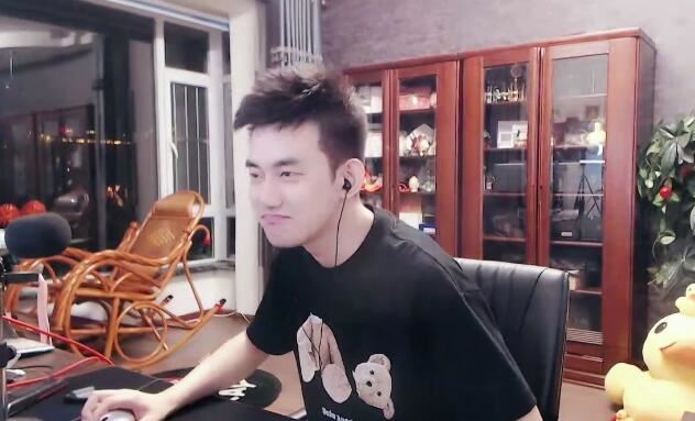 YY神豪任平生于跃破产，至雅集团融资无法兑付，员工停薪停职人去楼空