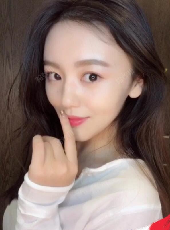 抖音晓晓的寄几（张天韵）个人资料 真实姓名张天韵Yakult微博照