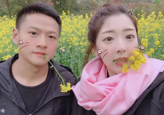 斗鱼户外339被封 天气太热想洗个澡的时候提裤子不小心露点