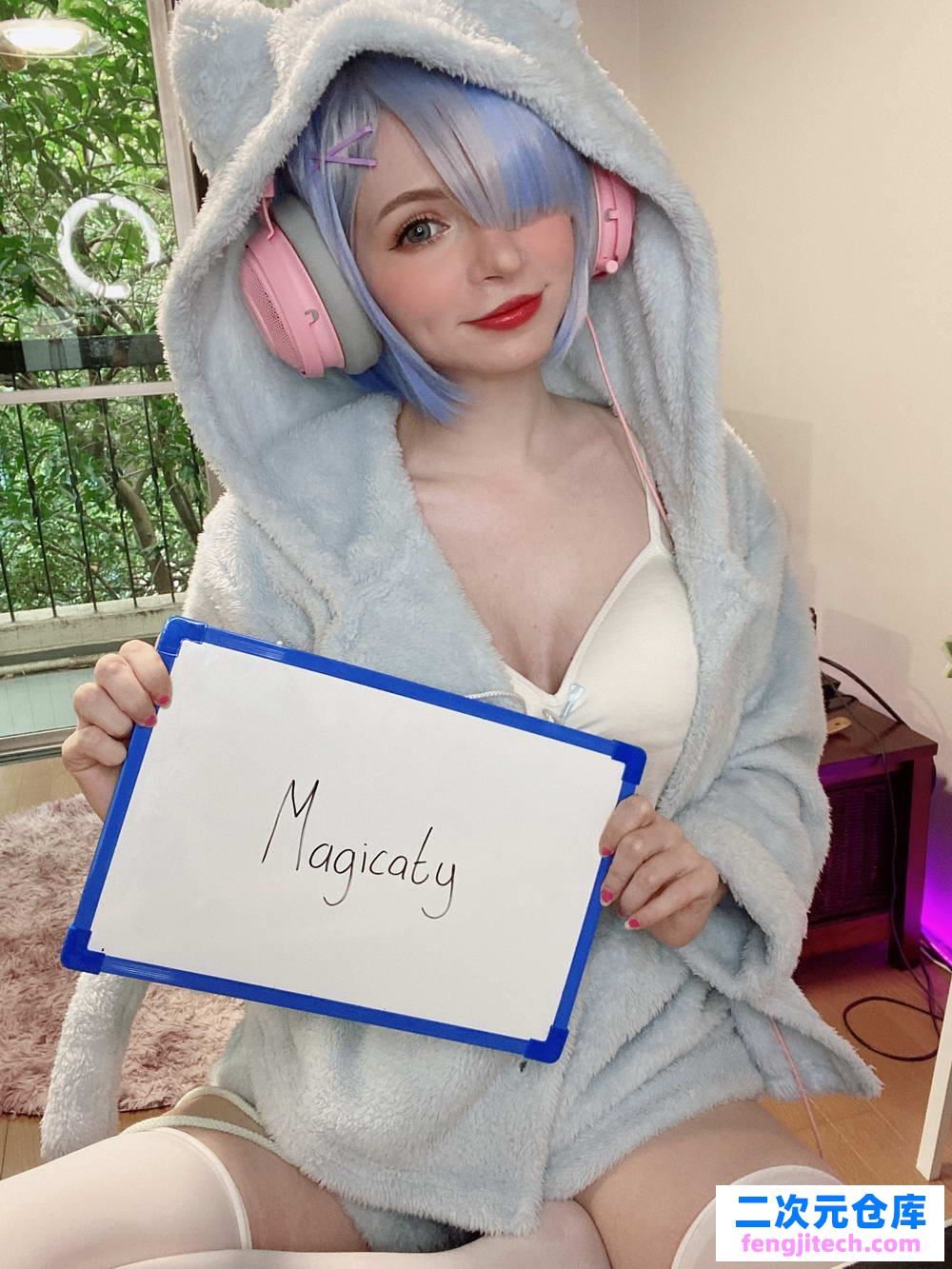 Peachmilky – Fansigns (Mirrored) [/288MB]