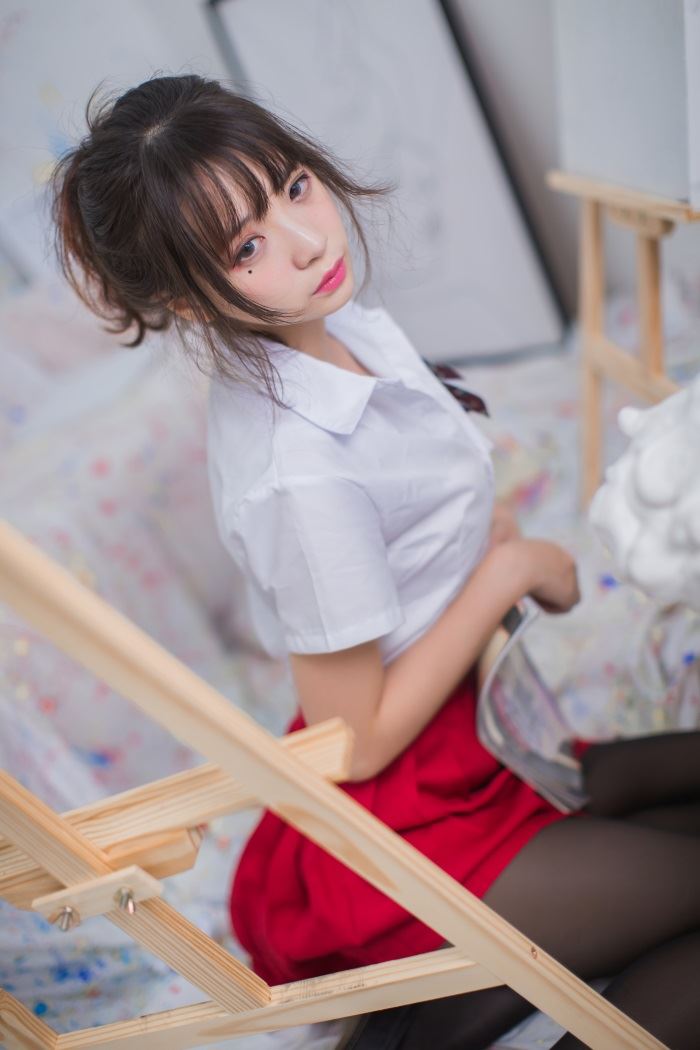 疯猫ss – 画室jk少女 [23P]