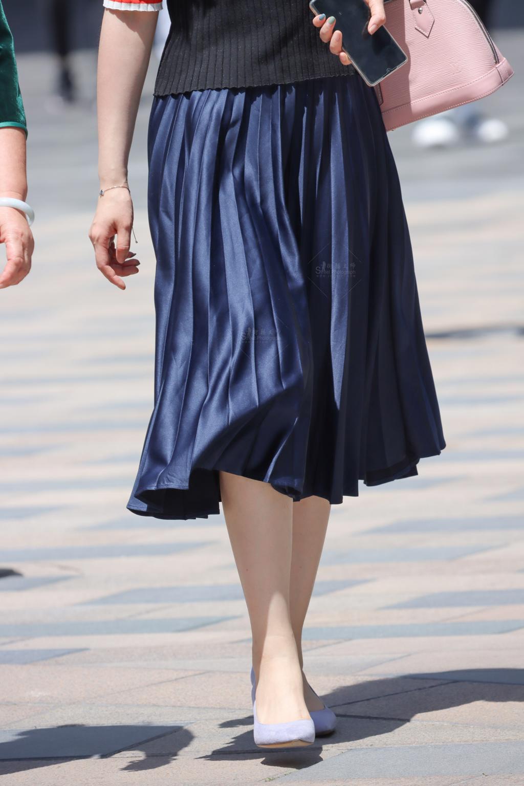[街拍高跟]蓝裙高跟成熟之美