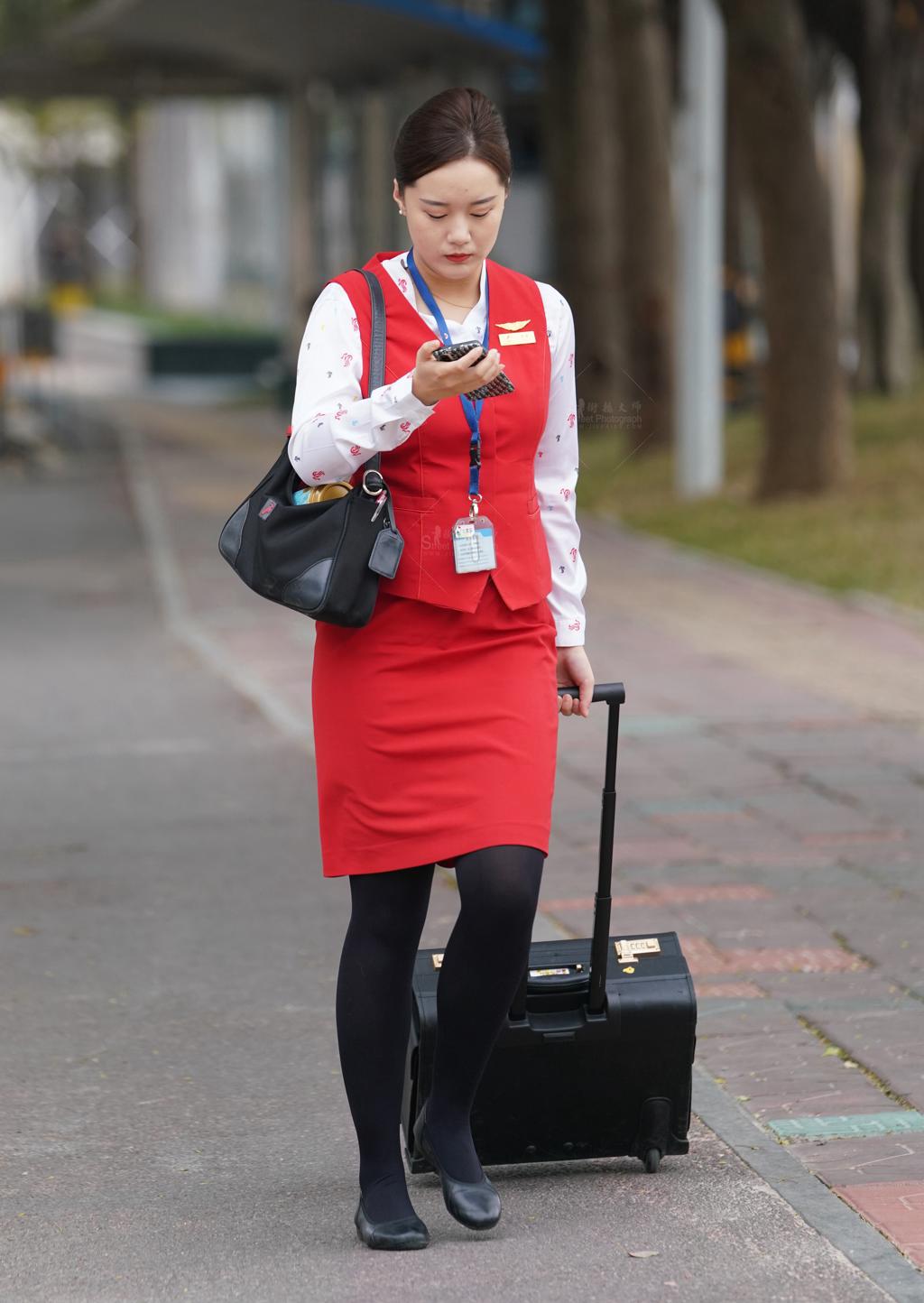 [街拍丝袜]上班路途