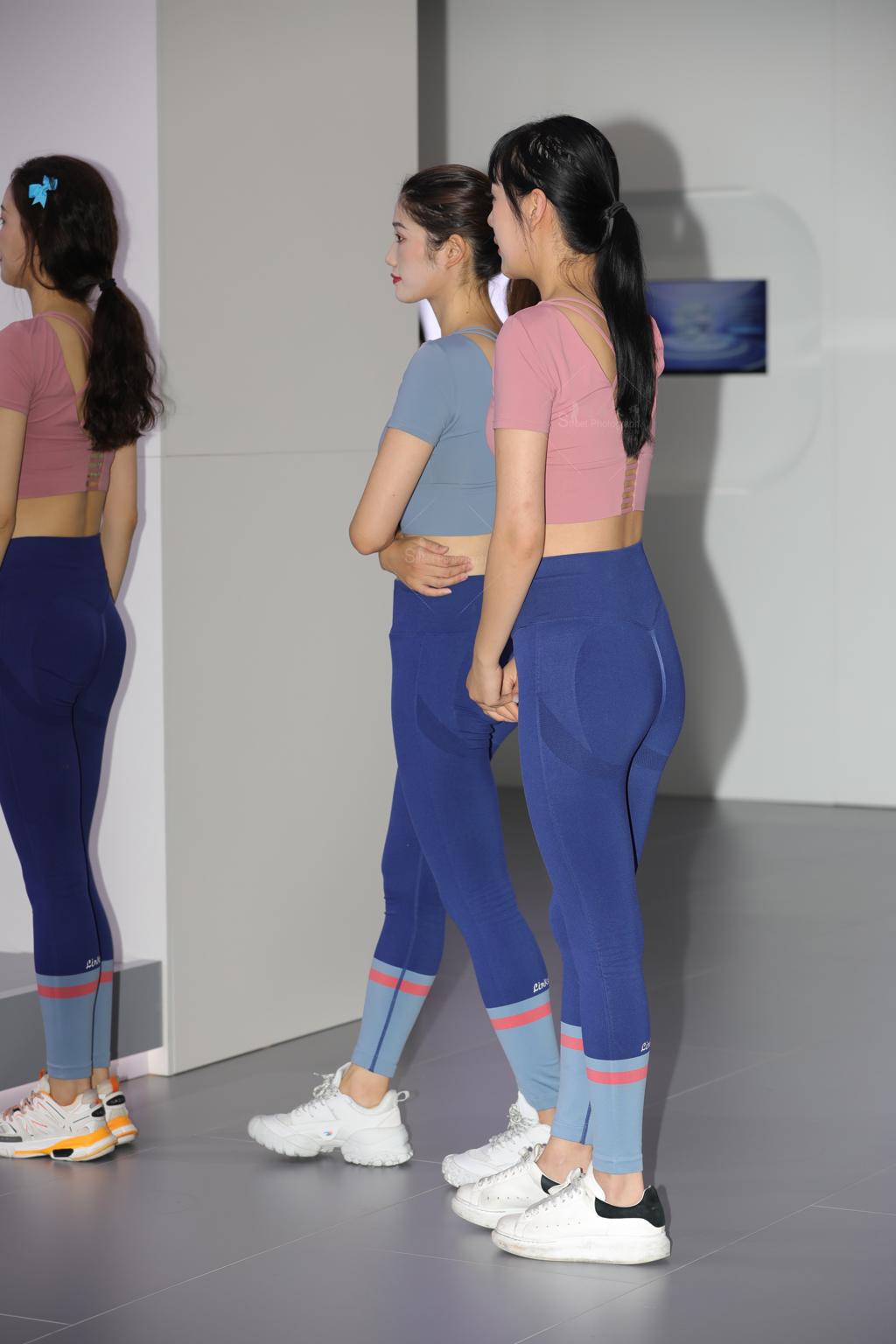 [街拍美女]202206瑜伽裤显身材凹凸有致