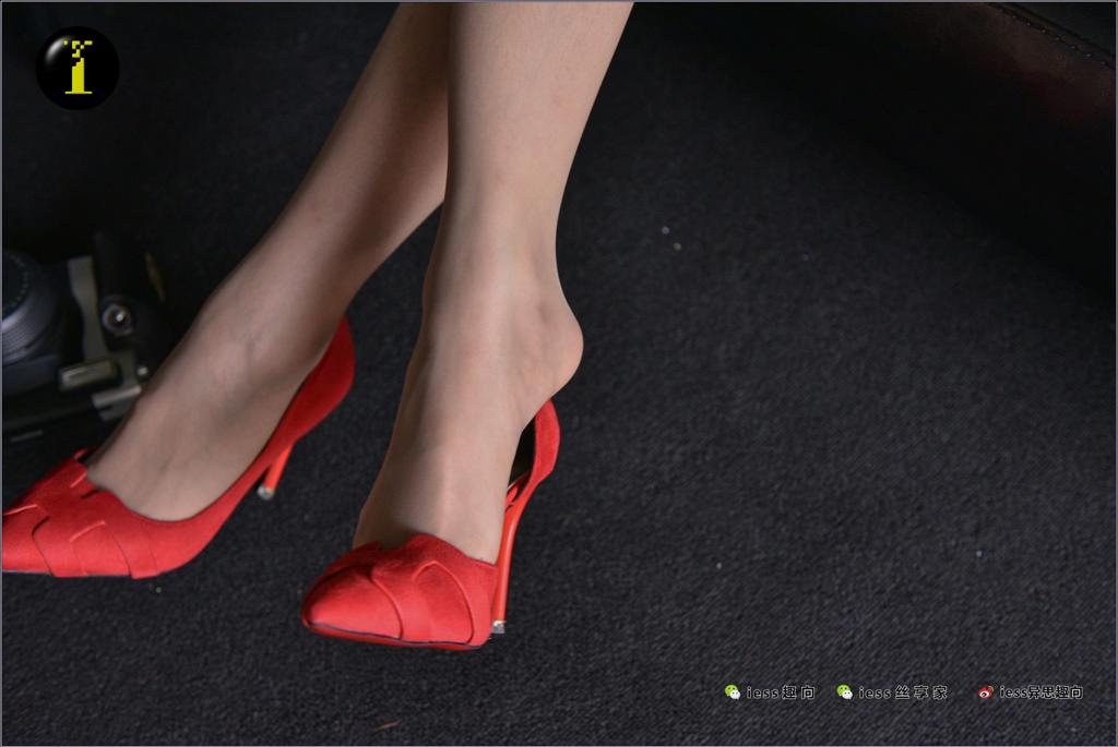 [IESS异思趣向] 普惠集 012-暖暖 红色高跟鞋B-特写
