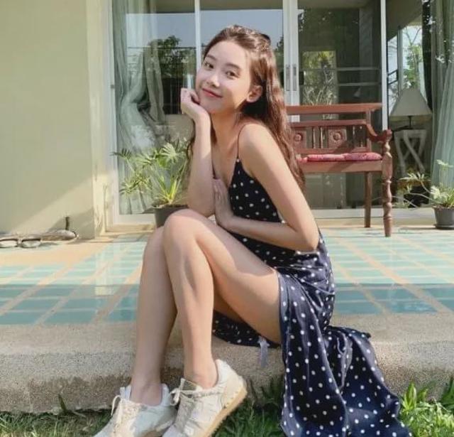 绿茶女脚丫，搜索到的全是这个画风…