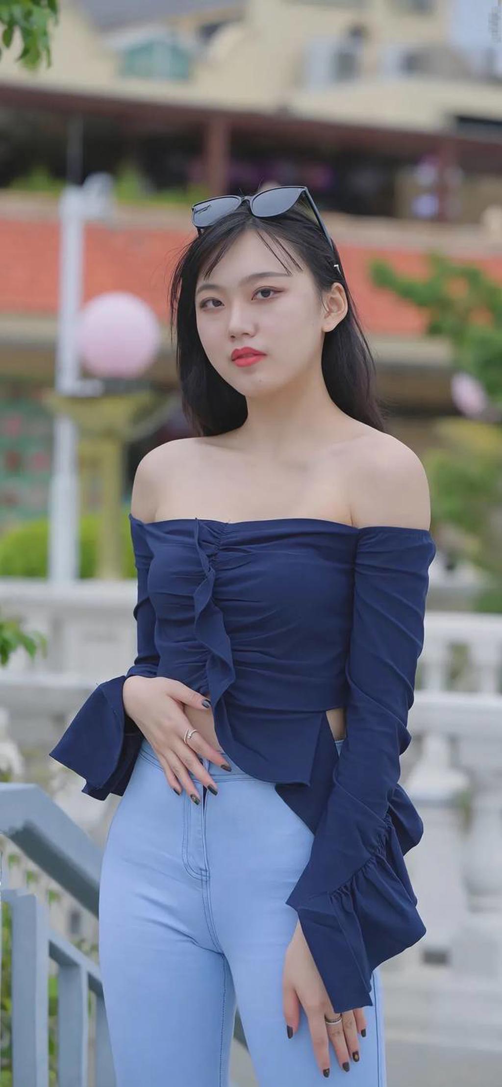 小白龙时尚街拍无遮挡图集