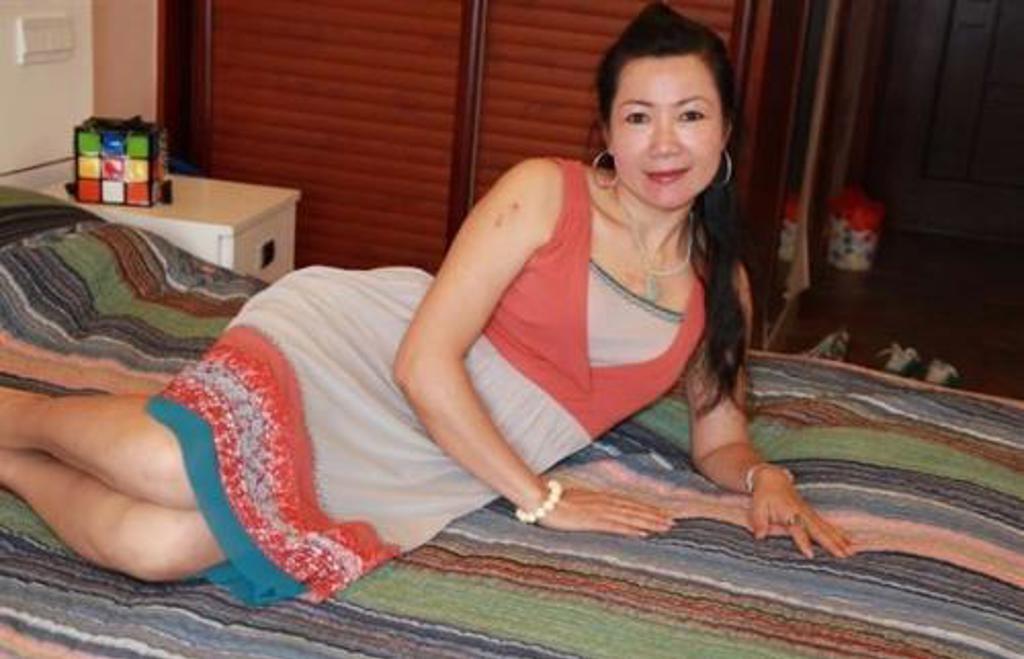 亚洲熟妇女的欲乱系列,将成人世界的肮脏狠狠扒开