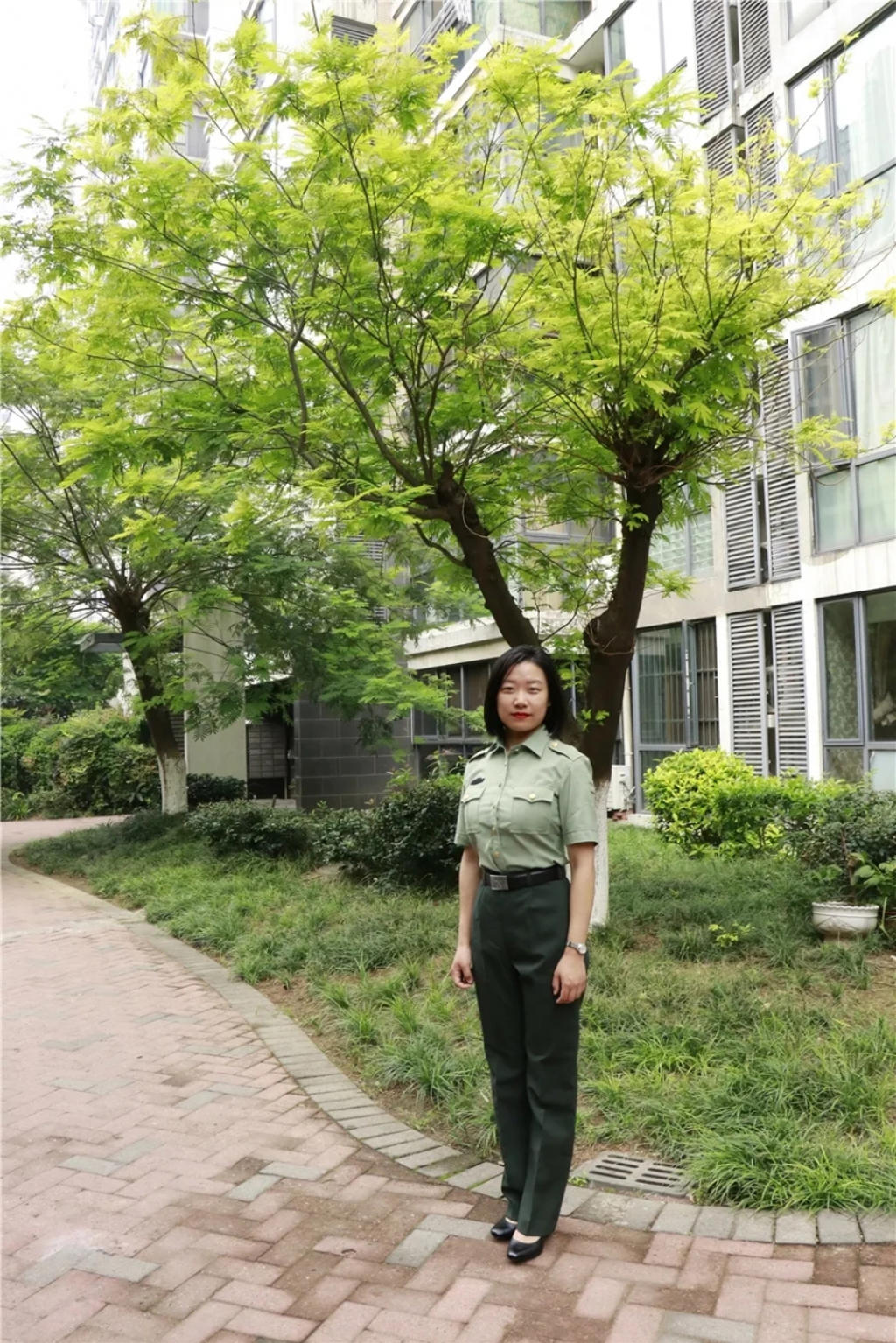 又美又飒高原女兵退伍后