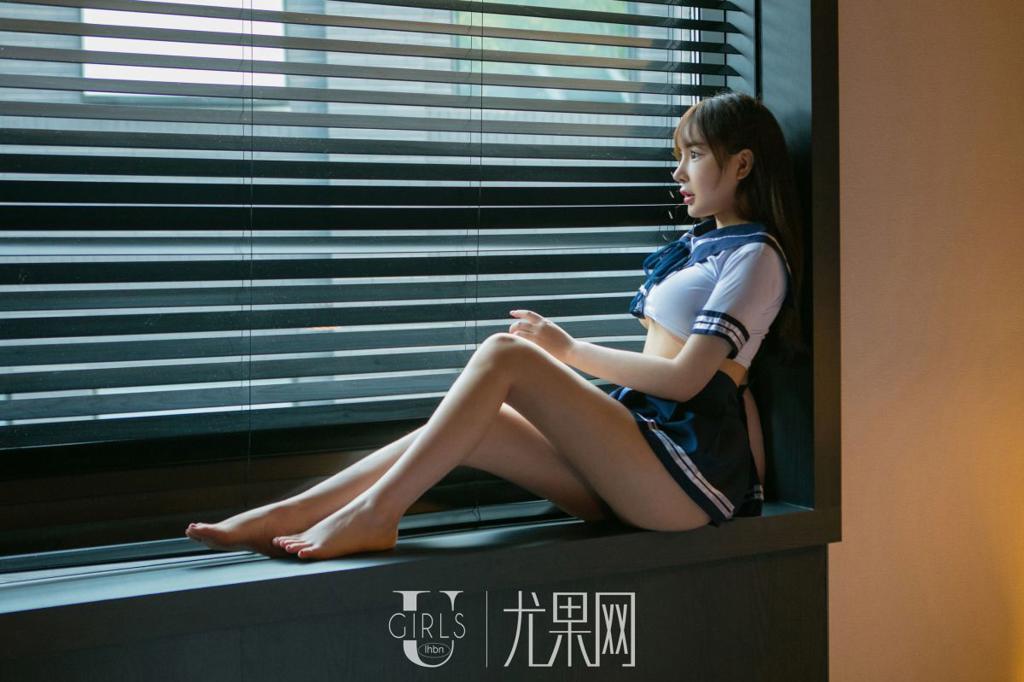 性感靓女徐可心无光无遮图集