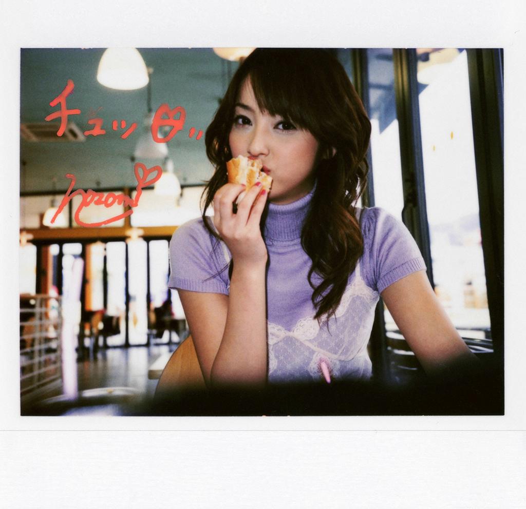 佐佐木希 x WHITE CINDERELLA.polaroid