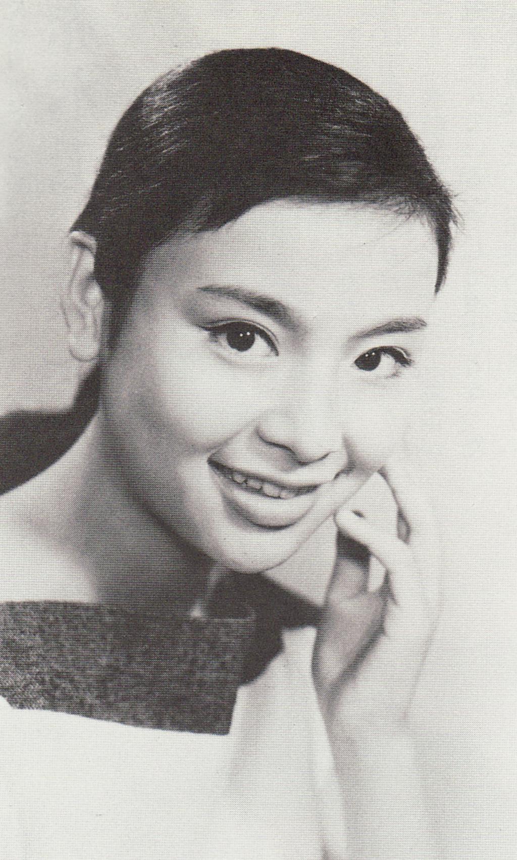 上杉真由美(上杉まゆみ)写真