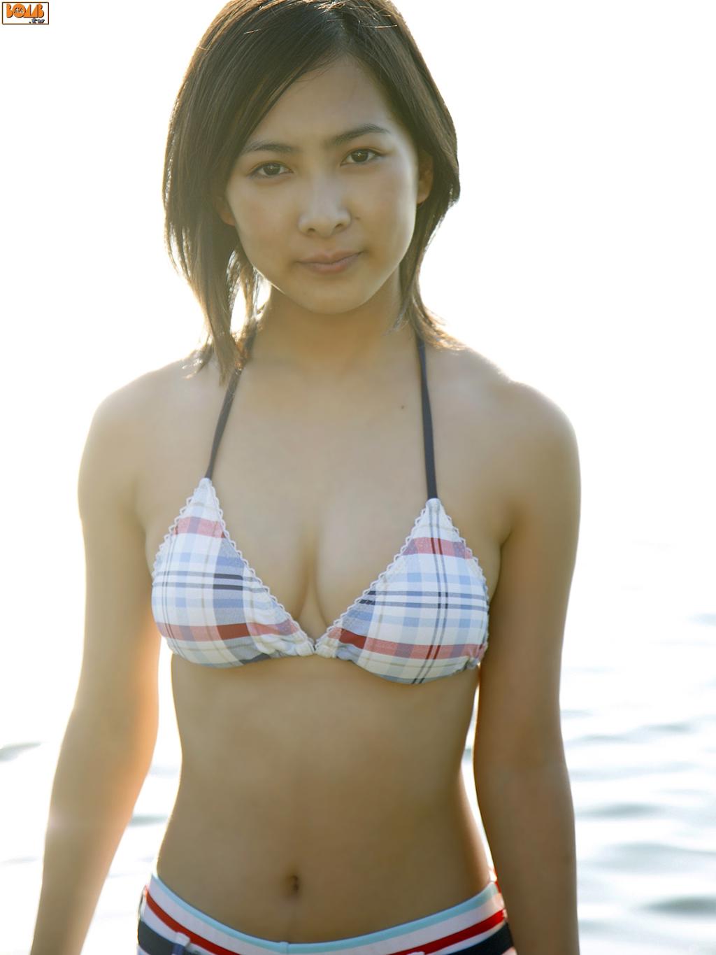 谷村美月写真