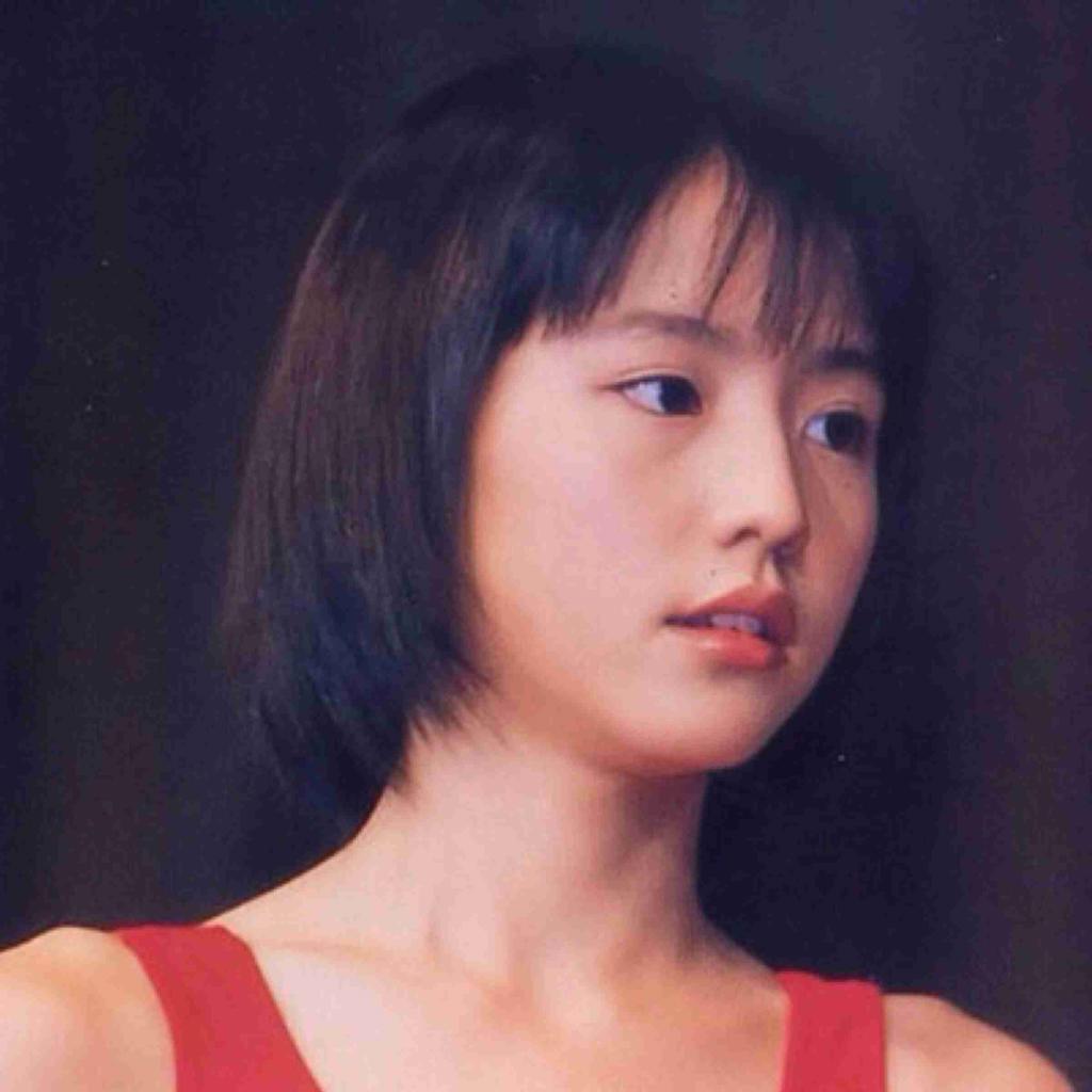 冈江久美子(岡江久美子)写真