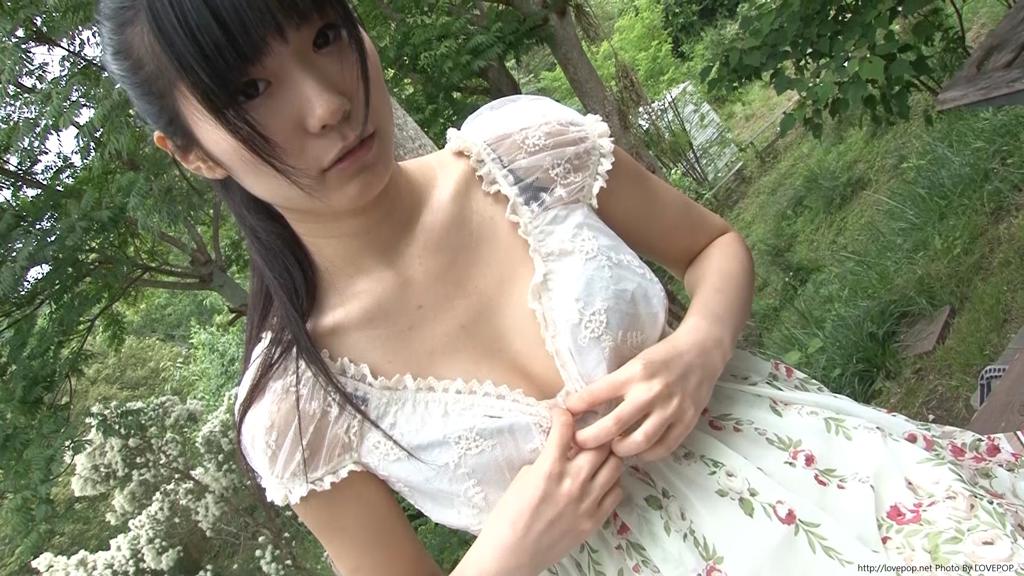 喜屋武里奈写真