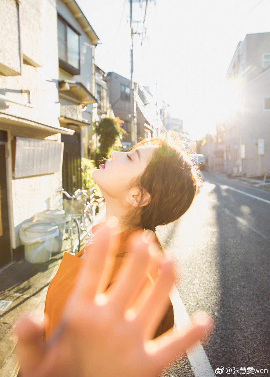 张慧雯写真